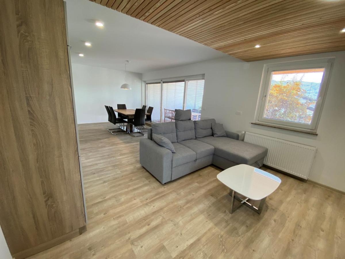 Apartment Aha Радовлица Экстерьер фото