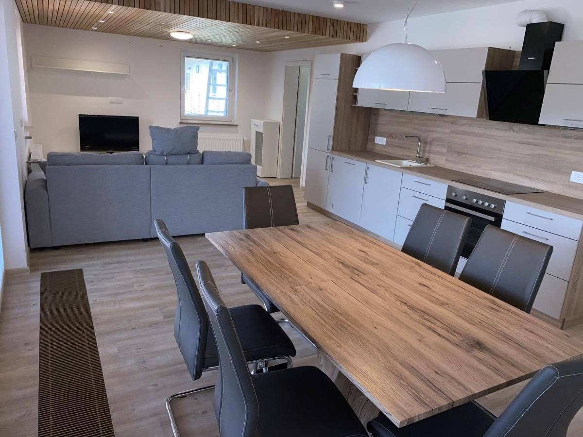 Apartment Aha Радовлица Экстерьер фото
