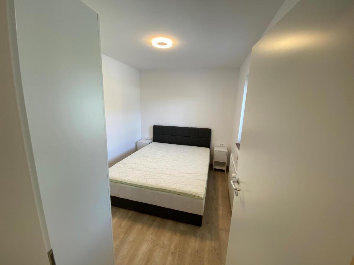 Apartment Aha Радовлица Экстерьер фото
