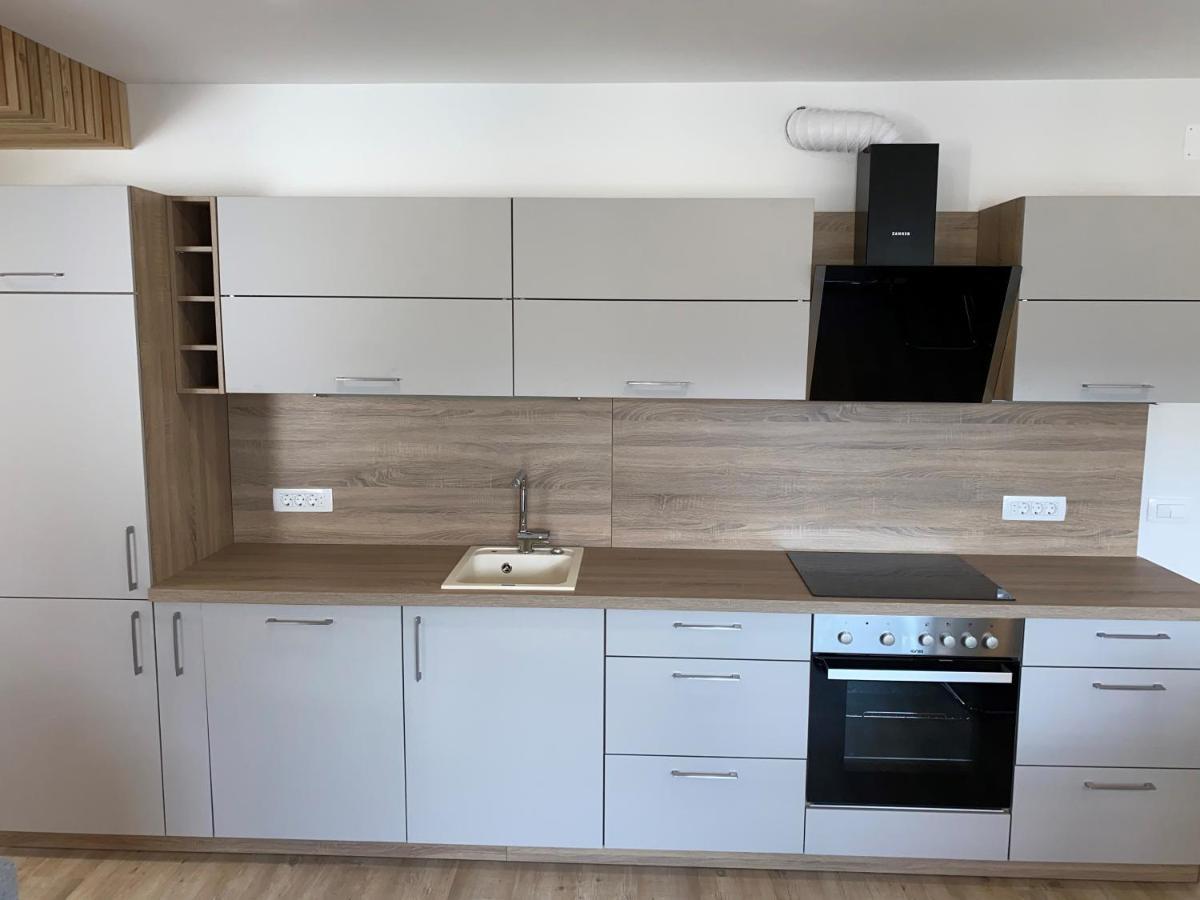 Apartment Aha Радовлица Экстерьер фото